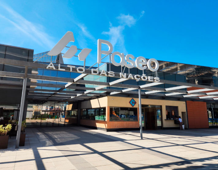 UM CENTRO DE COMODIDADE E VIDA URBANA.